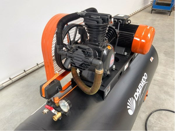 Air compressor 500L Daewoo DAAX500L