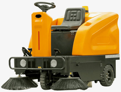 KM120-PRO ride-on sweeper