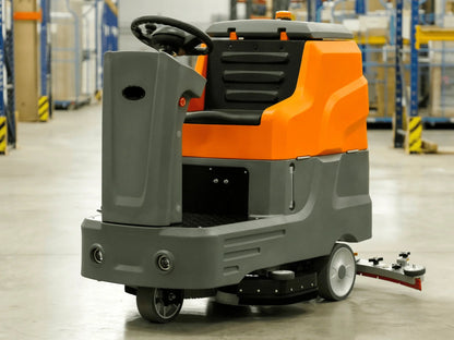 SM125-PRO ride-on scrubber dryer with double brush